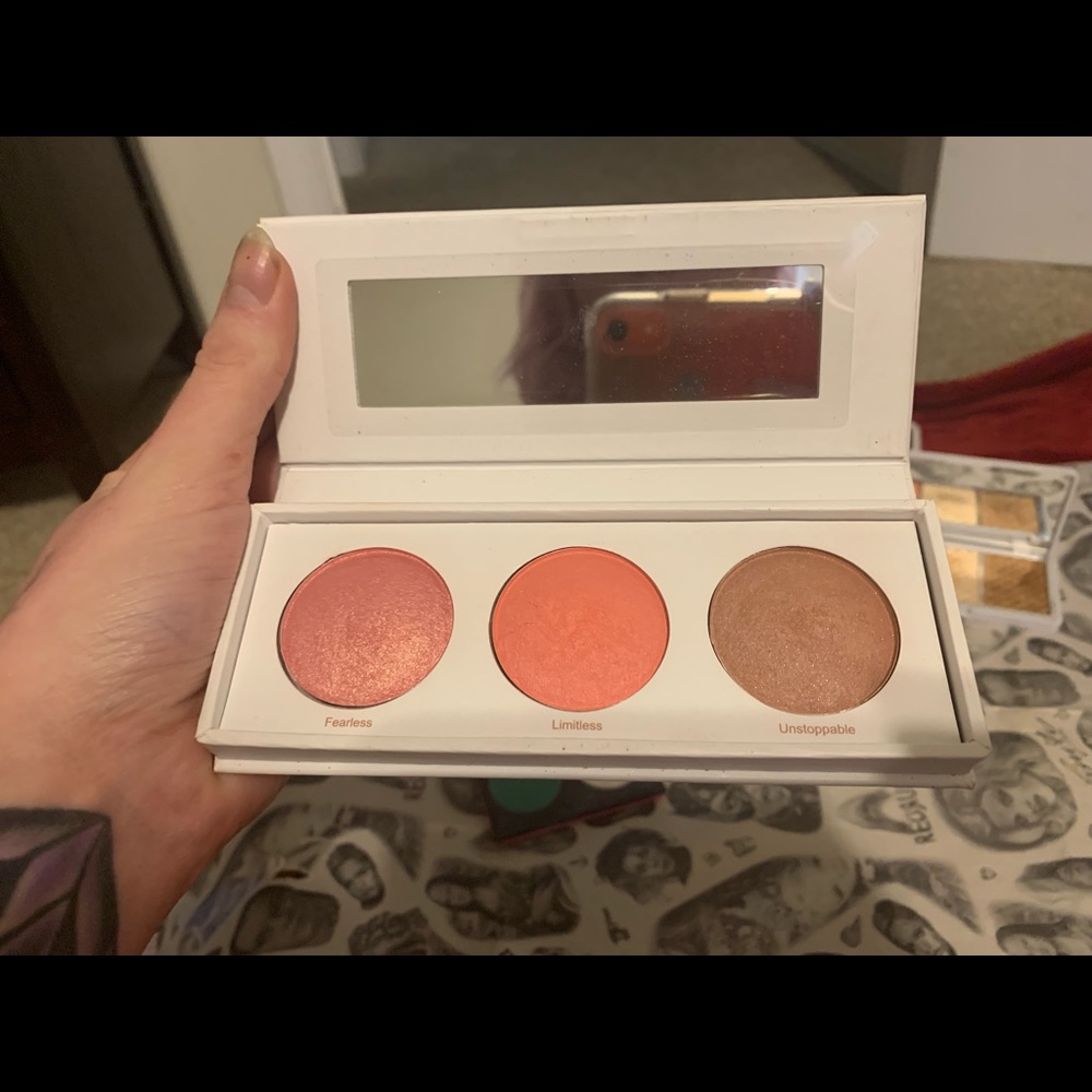 REALHER blush trio